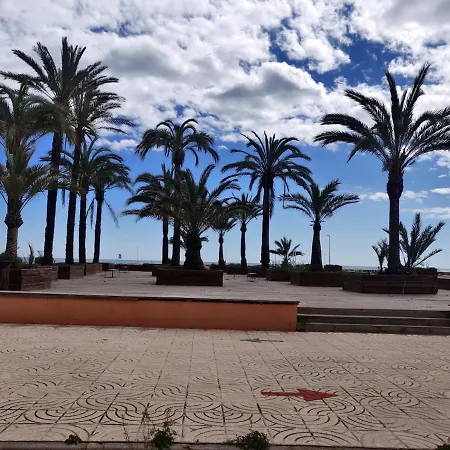 Acogedor En La Playa De Torrenostra *